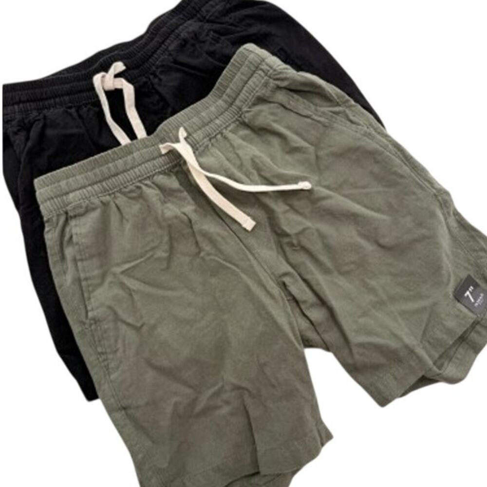 No Boundaries Men's XS 27 Shorts Black and Olive Bundle
